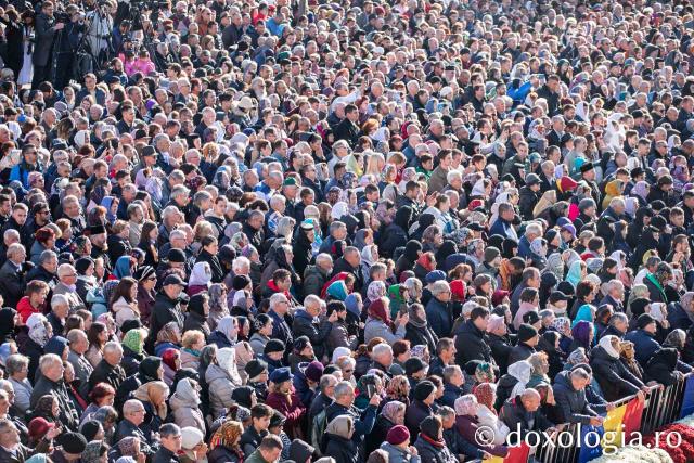 Sfânta Liturghie – Hramul Sfintei Cuvioase Parascheva, 2024