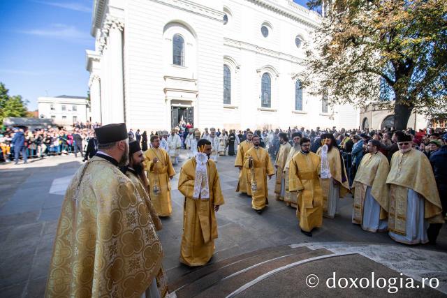 Sfânta Liturghie – Hramul Sfintei Cuvioase Parascheva, 2024