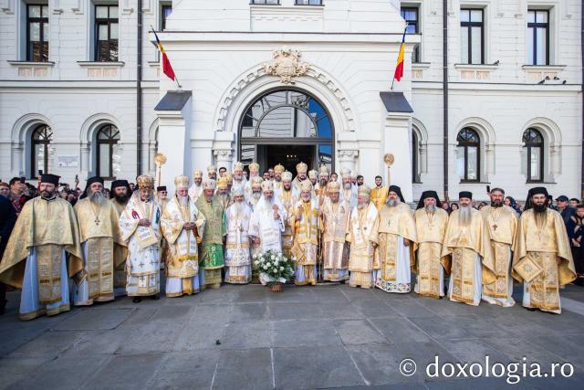 Sfânta Liturghie – Hramul Sfintei Cuvioase Parascheva, 2024