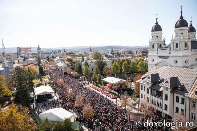 Sfânta Liturghie – Hramul Sfintei Cuvioase Parascheva, 2024