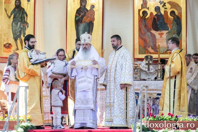 Sfânta Liturghie – Hramul Sfintei Cuvioase Parascheva, 2024
