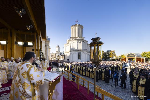 (Foto) Ziua cea mare: 27 octombrie, sărbătoarea Sfântului Dimitrie, Ocrotitorul Bucureștilor