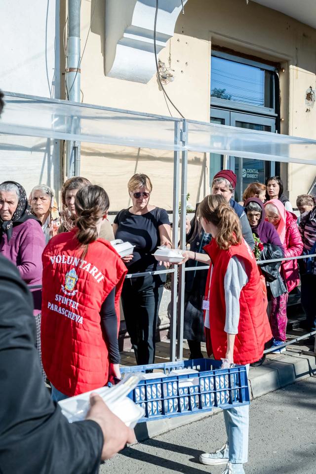 (Foto) Jurnal de pelerin la Sfânta Cuvioasă Parascheva – Ziua a V-a, 12 octombrie 2024