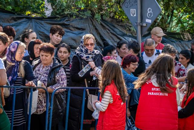 (Foto) Jurnal de pelerin la Sfânta Cuvioasă Parascheva – Ziua a V-a, 12 octombrie 2024