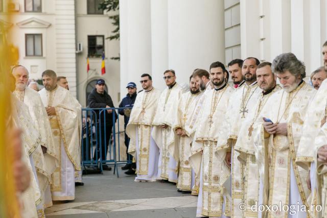PS Ignatie a slujit la Catedrala Mitropolitană din Iași în a patra zi de pelerinaj / Foto: pr. Silviu Cluci PS Ignatie a slujit la Catedrala Mitropolitană din Iași în a patra zi de pelerinaj
