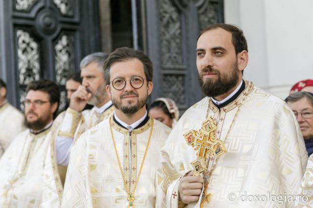 PS Ignatie a slujit la Catedrala Mitropolitană din Iași în a patra zi de pelerinaj / Foto: pr. Silviu Cluci PS Ignatie a slujit la Catedrala Mitropolitană din Iași în a patra zi de pelerinaj