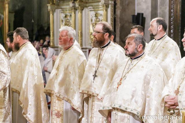 PS Ignatie a slujit la Catedrala Mitropolitană din Iași în a patra zi de pelerinaj / Foto: pr. Silviu Cluci PS Ignatie a slujit la Catedrala Mitropolitană din Iași în a patra zi de pelerinaj