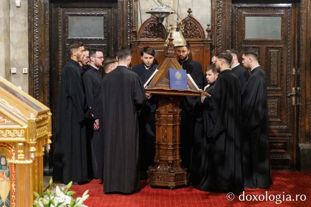 PS Ignatie a slujit la Catedrala Mitropolitană din Iași în a patra zi de pelerinaj / Foto: pr. Silviu Cluci PS Ignatie a slujit la Catedrala Mitropolitană din Iași în a patra zi de pelerinaj