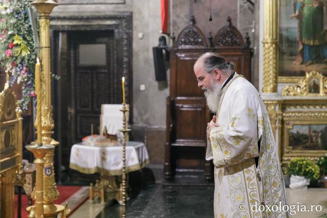 PS Ignatie a slujit la Catedrala Mitropolitană din Iași în a patra zi de pelerinaj / Foto: pr. Silviu Cluci PS Ignatie a slujit la Catedrala Mitropolitană din Iași în a patra zi de pelerinaj