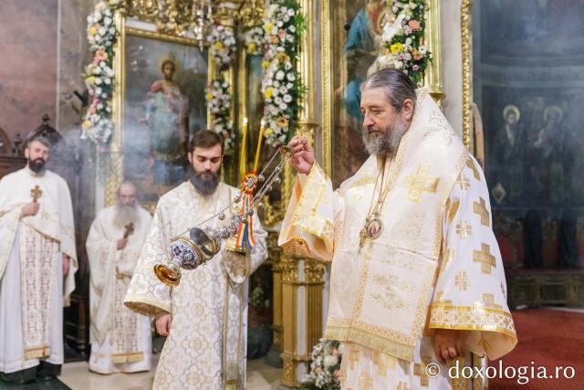 PS Nichifor Botoșăneanul a slujit la Catedrala Mitropolitană din Iași