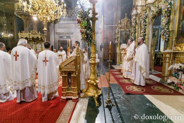 PS Nichifor Botoșăneanul a slujit la Catedrala Mitropolitană din Iași