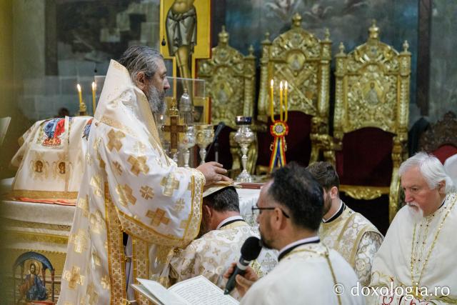 PS Nichifor Botoșăneanul a slujit la Catedrala Mitropolitană din Iași