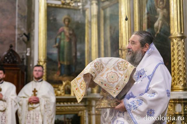 PS Nichifor Botoșăneanul a slujit la Catedrala Mitropolitană din Iași