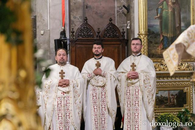 PS Nichifor Botoșăneanul a slujit la Catedrala Mitropolitană din Iași