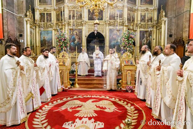 PS Nichifor Botoșăneanul a slujit la Catedrala Mitropolitană din Iași
