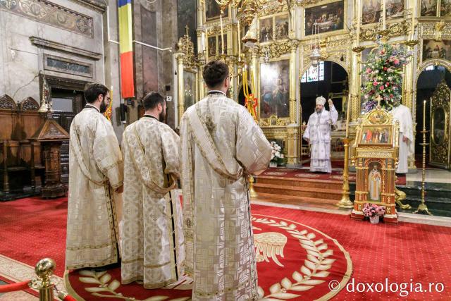 PS Nichifor Botoșăneanul a slujit la Catedrala Mitropolitană din Iași