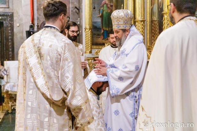 PS Nichifor Botoșăneanul a slujit la Catedrala Mitropolitană din Iași