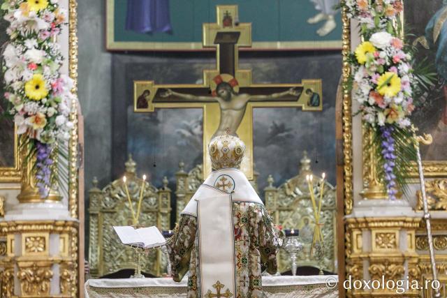 Jurnal de pelerin la Sfânta Cuvioasă Parascheva – Ziua a V-a, 12 octombrie 2024 / foto: pr. Silviu Cluci (Foto) Jurnal de pelerin la Sfânta Cuvioasă Parascheva – Ziua a V-a, 12 octombrie 2024