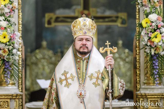 PS Veniamin a slujit la Catedrala Mitropolitană din Iași în a cincea zi de pelerinaj / Foto: pr. Silviu Cluci PS Veniamin a slujit la Catedrala Mitropolitană din Iași în a cincea zi de pelerinaj