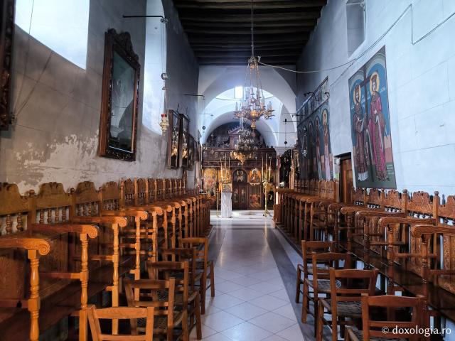Mănăstirea Sfântului Arsenie din Paros