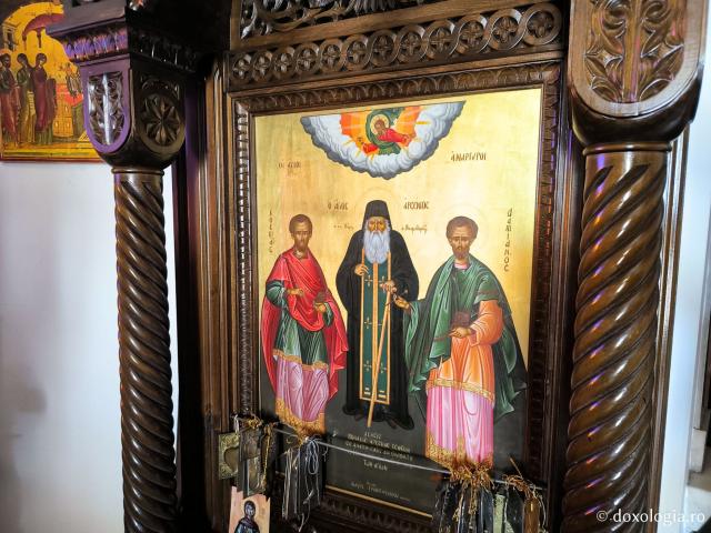 Mănăstirea Sfântului Arsenie din Paros