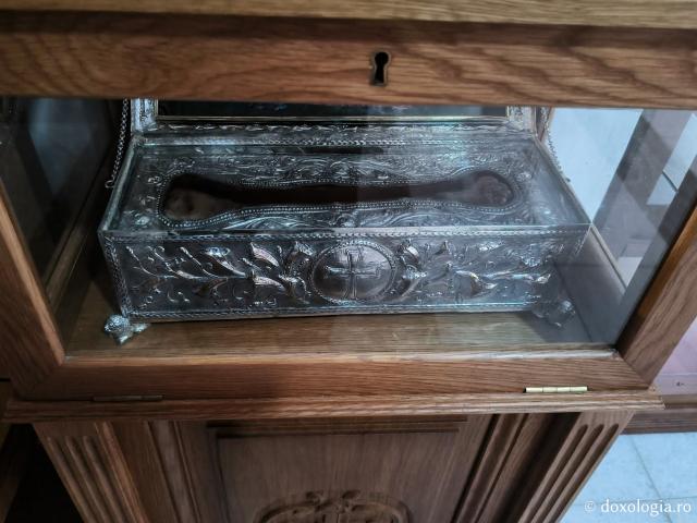 Moaștele Sfântului Filotei Zervakos - Mănăstirea Sfântului Arsenie din Paros