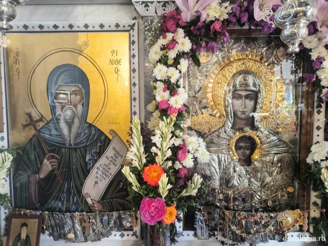 Mănăstirea „Sfântul Cuvios Filothei Dionisiatul” din Paros