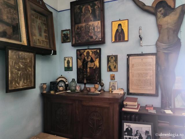 Chilia Părintelui Filotei Zervakos - Mănăstirea „Izvorul Tămăduirii” din Longovarda