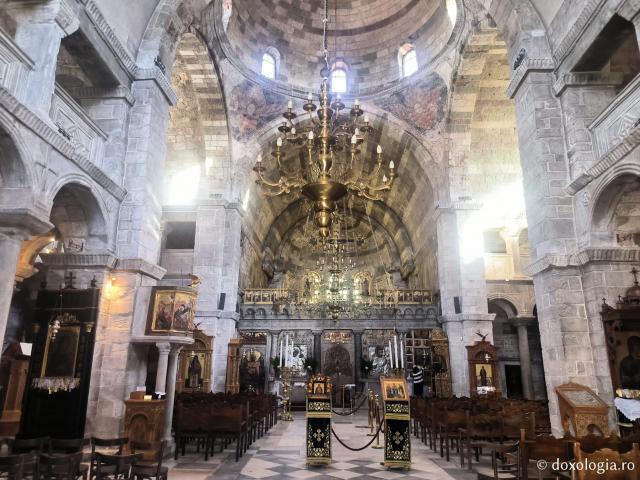 Mănăstirea „Panaghia Ekatontapiliani” din Paros