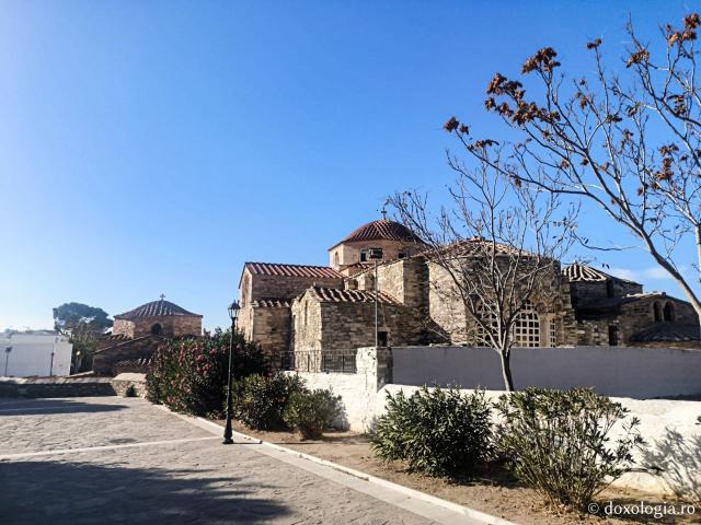 Mănăstirea „Panaghia Ekatontapiliani” din Paros