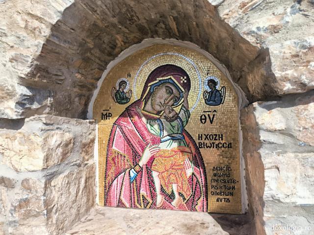 Mănăstirea „Panaghia Hozoviotissa” din Amorgos