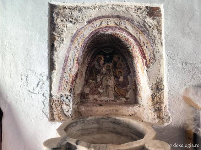 Mănăstirea „Panaghia Hozoviotissa” din Amorgos