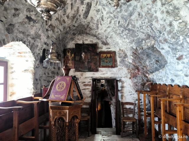 Mănăstirea „Panaghia Hozoviotissa” din Amorgos