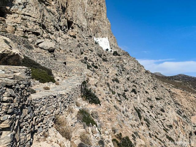 Mănăstirea „Panaghia Hozoviotissa” din Amorgos