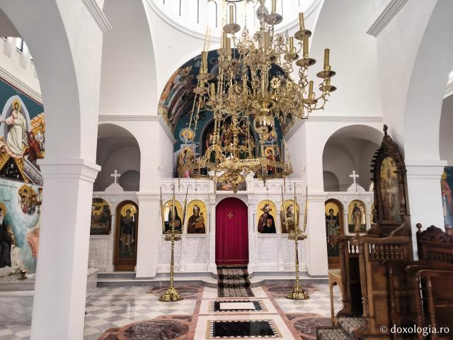 Mănăstirea „Panaghia Myrtidiotissa”din Paros, ctitoria Părintelui Filotei Zervakos