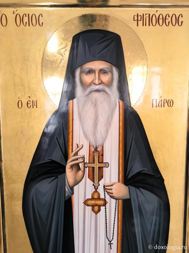 Părintele Filotei Zervakos - Mănăstirea „Panaghia Myrtidiotissa”din Paros, ctitoria Părintelui Filotei Zervakos