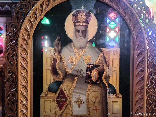 Sfântul Ierarh Nectarie - Mănăstirea „Panaghia Myrtidiotissa”din Paros, ctitoria Părintelui Filotei Zervakos