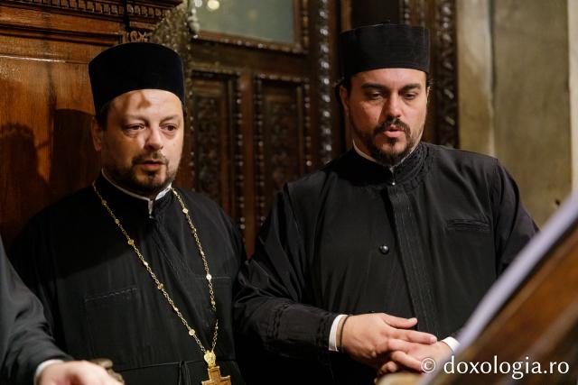 Priveghere în cinstea Sfântului Apostol Andrei la Catedrala Mitropolitană din Iași / Foto: pr. Silviu Cluci Priveghere în cinstea Sfântului Apostol Andrei la Catedrala Mitropolitană din Iași