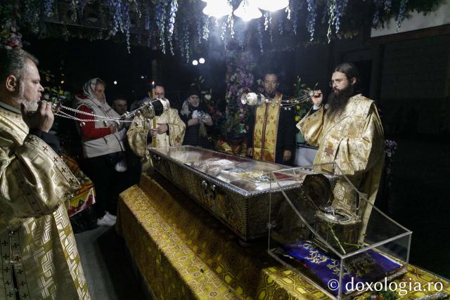 Priveghere în cinstea Sfântului Apostol Andrei la Catedrala Mitropolitană din Iași / Foto: pr. Silviu Cluci Priveghere în cinstea Sfântului Apostol Andrei la Catedrala Mitropolitană din Iași