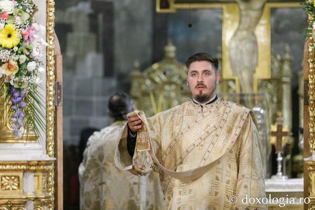 Priveghere în cinstea Sfântului Apostol Andrei la Catedrala Mitropolitană din Iași / Foto: pr. Silviu Cluci Priveghere în cinstea Sfântului Apostol Andrei la Catedrala Mitropolitană din Iași