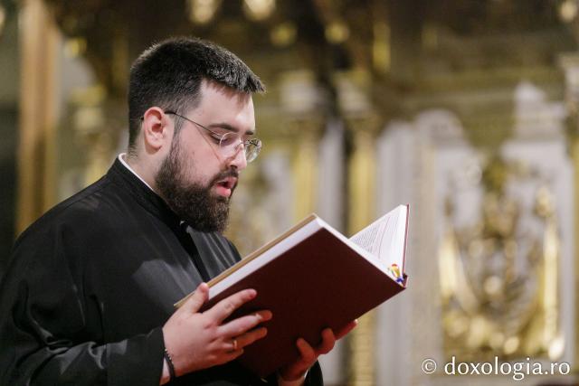 Priveghere în cinstea Sfântului Apostol Andrei la Catedrala Mitropolitană din Iași / Foto: pr. Silviu Cluci Priveghere în cinstea Sfântului Apostol Andrei la Catedrala Mitropolitană din Iași