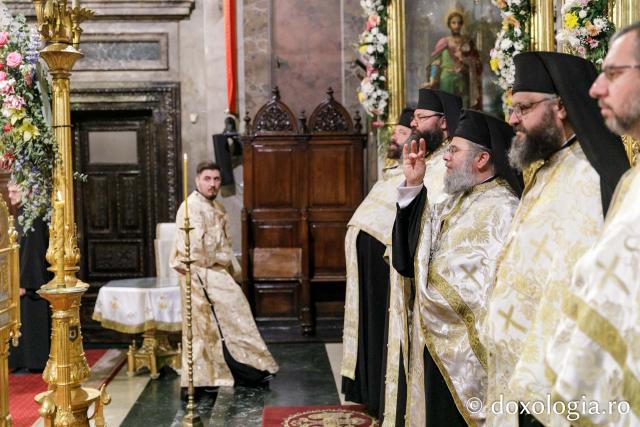Priveghere în cinstea Sfântului Apostol Andrei la Catedrala Mitropolitană din Iași