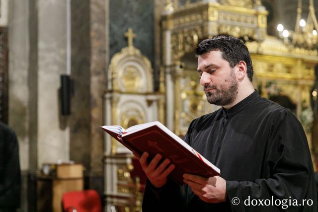 Priveghere în cinstea Sfântului Gheorghe la Catedrala Mitropolitană din Iași / Foto: pr. Silviu Cluci Priveghere în cinstea Sfântului Gheorghe la Catedrala Mitropolitană din Iași