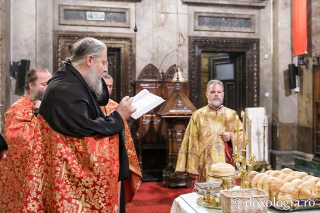 Priveghere în cinstea Sfântului Gheorghe la Catedrala Mitropolitană din Iași
