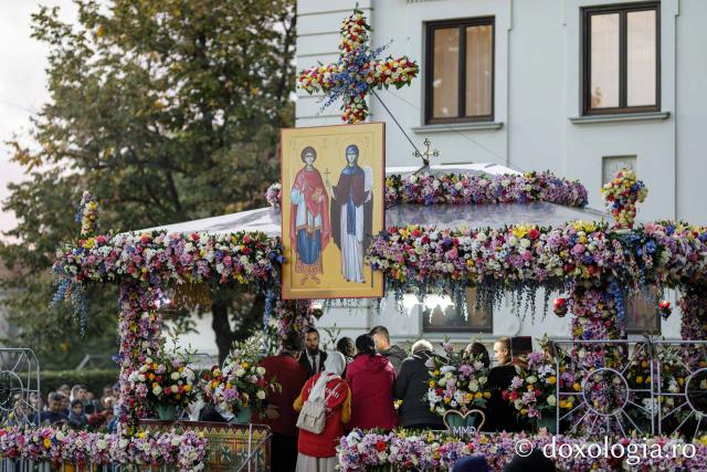 Priveghere în cinstea Sfântului Iosif cel Milostiv la Catedrala Mitropolitană din Iași / Foto: Oana Nechifor Priveghere în cinstea Sfântului Iosif cel Milostiv la Catedrala Mitropolitană din Iași