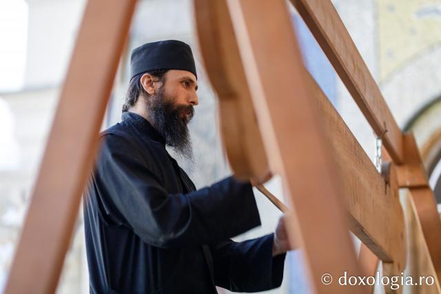 Priveghere în cinstea Sfântului Iosif cel Milostiv la Catedrala Mitropolitană din Iași / Foto: Oana Nechifor Priveghere în cinstea Sfântului Iosif cel Milostiv la Catedrala Mitropolitană din Iași