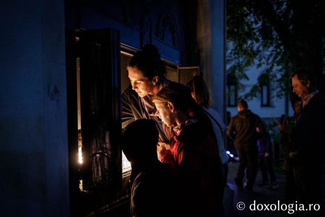 Priveghere în cinstea Sfântului Iosif cel Milostiv la Catedrala Mitropolitană din Iași / Foto: Oana Nechifor Priveghere în cinstea Sfântului Iosif cel Milostiv la Catedrala Mitropolitană din Iași