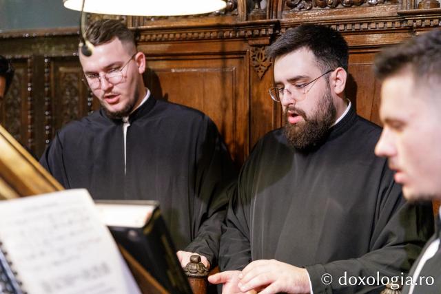Priveghere în cinstea Sfântului Iosif cel Milostiv la Catedrala Mitropolitană din Iași / Foto: pr. Silviu Cluci Priveghere în cinstea Sfântului Iosif cel Milostiv la Catedrala Mitropolitană din Iași