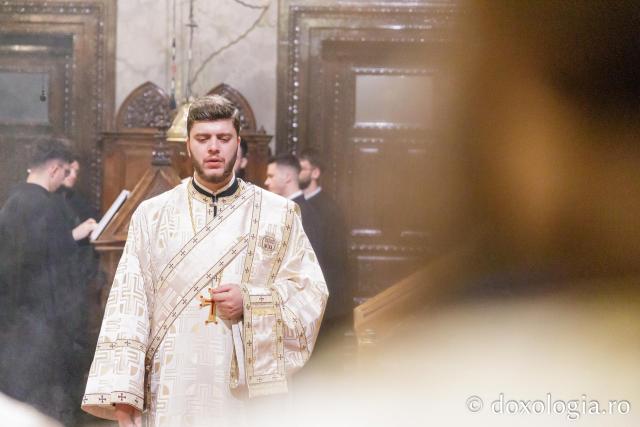 Priveghere în cinstea Sfântului Iosif cel Milostiv la Catedrala Mitropolitană din Iași / Foto: pr. Silviu Cluci Priveghere în cinstea Sfântului Iosif cel Milostiv la Catedrala Mitropolitană din Iași