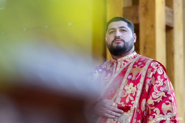 Slujbă de priveghere în cinstea Sfântului Mare Mucenic Dimitrie, Izvorâtorul de mir / Foto credit: Basilica.ro / Raluca-Emanuela Ene (Foto) Slujbă de priveghere în cinstea Sfântului Mare Mucenic Dimitrie, Izvorâtorul de mir